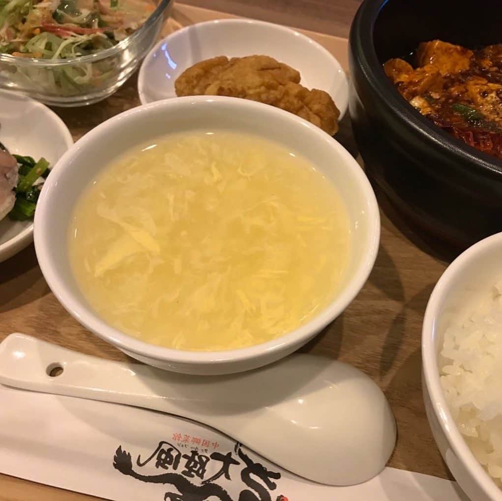 中野耕史のインスタグラム：「‪今日　#KissFM #4seasons でチラリとお話した元町に出来た新しいお店　#大陸風 ‬ ‪オススメの麻婆定食は本格四川の味わいで美味でした😊‬」