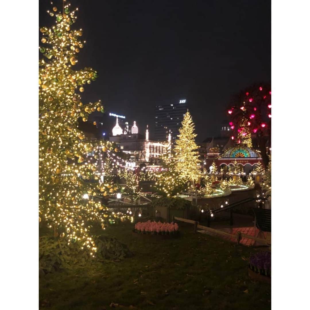 ケイト・キャンベルさんのインスタグラム写真 - (ケイト・キャンベルInstagram)「Christmas time in Copenhagen is magical 😍」11月19日 20時31分 - cate_campbell