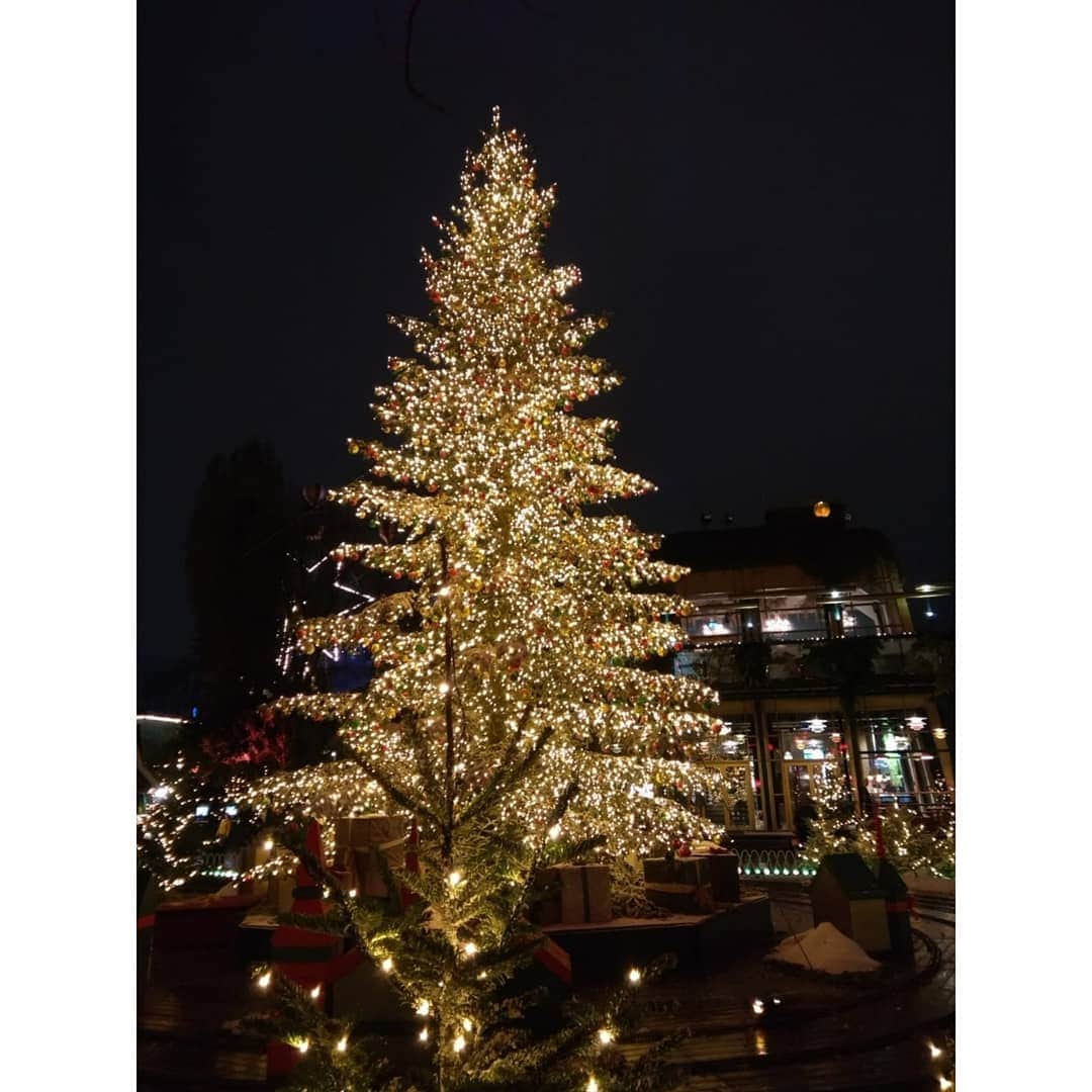 ケイト・キャンベルさんのインスタグラム写真 - (ケイト・キャンベルInstagram)「Christmas time in Copenhagen is magical 😍」11月19日 20時31分 - cate_campbell