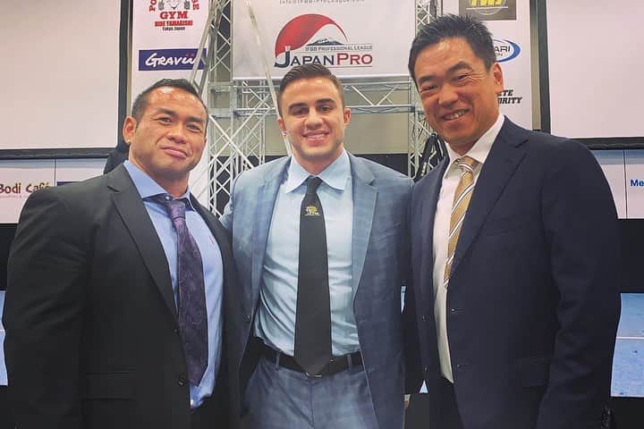Hidetada Yamagishiさんのインスタグラム写真 - (Hidetada YamagishiInstagram)「The NPC Worldwide/IFBB Pro Japan Pro was a massive success this past weekend! Hidetada and Takayuki have the most amazing team out here and their organization was second to none. I know they made every athlete feel like a rock star. There was a sold out crowd for both the amateurs and the pros which was amazing to see. All my international trips have been eye opening to see the growth of this sport worldwide. I know this is only the start and I’m so excited to see what we can do in 2020! #npc #ifbbpro #ifbbproleague #npcworldwide @ifbb_pro_league @npcworldwideofficial @npcnewsonlineofficialpage」11月19日 12時21分 - hideyamagishi