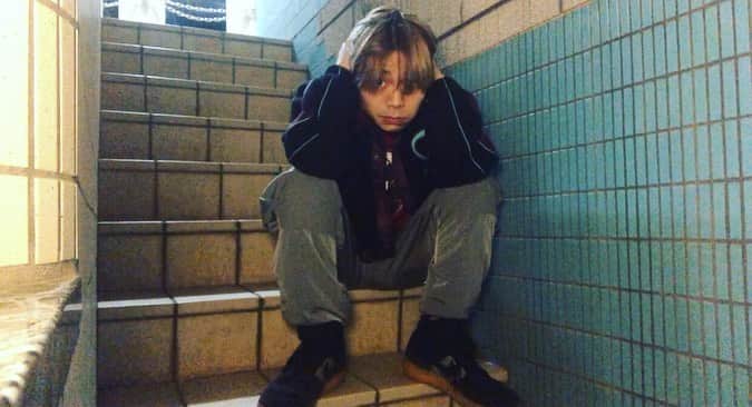 れいなかやま。のインスタグラム：「このAwakeのフリースジャケットはマジでいい買い物したホントに🤯 AF1はガムソしか勝たん🤦🏻‍♂️ #ms_ddc_20191123n #mitasneakers #nike #nikeaf1 #awakeny  #palaceskateboards」