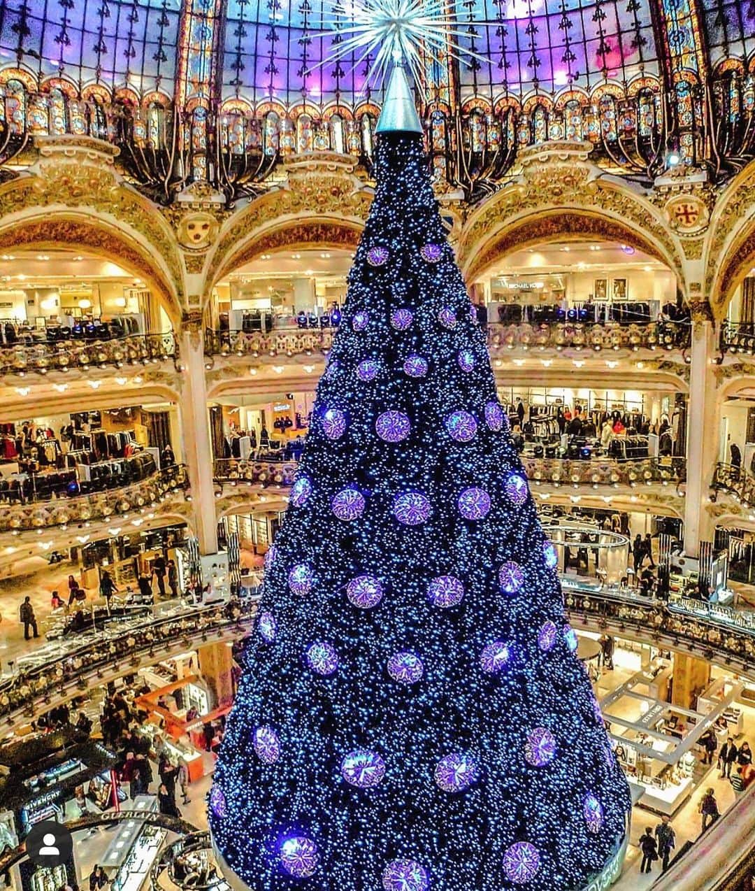 Wonderful Placesさんのインスタグラム写真 - (Wonderful PlacesInstagram)「Who’s ready for Christmas ✨💖💖💖✨ . Picture by ✨✨@ournextflight✨✨ #wonderful_places for a feature 💖」11月19日 13時28分 - wonderful_places