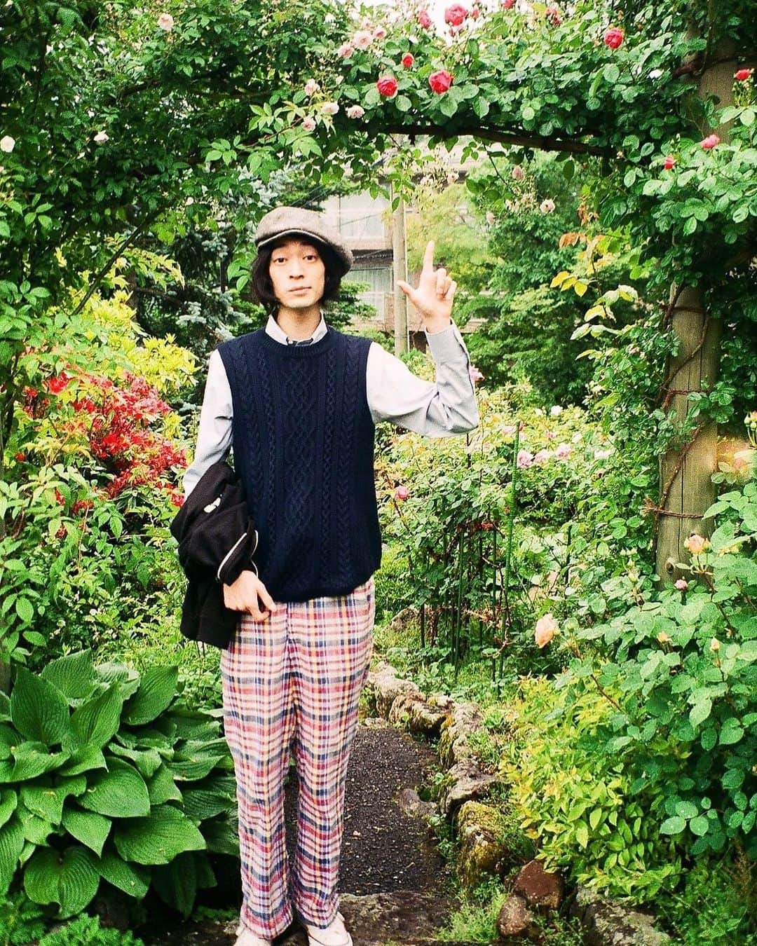 兒玉太智のインスタグラム：「#nowplaying 『BYE-BYE』- 有頂天  photo 📸 鳶野家(Ie Tobino)」