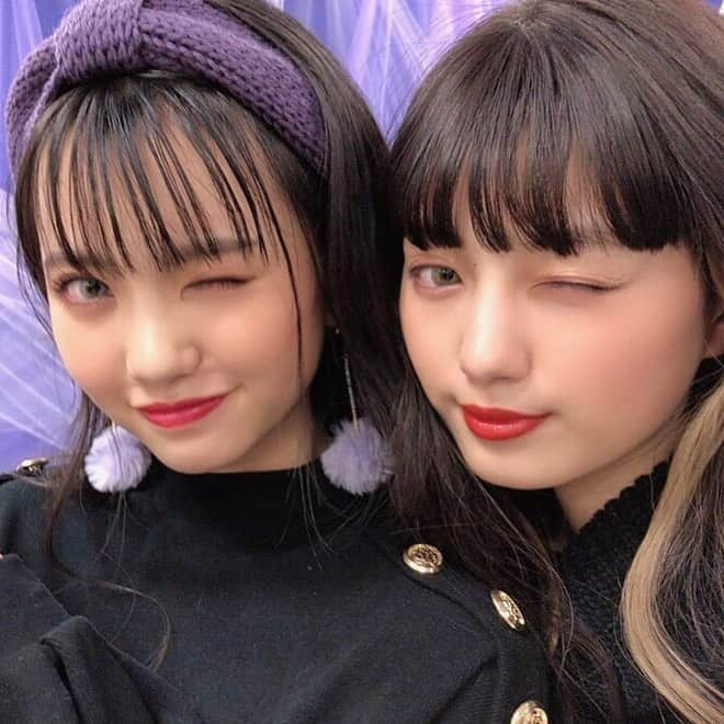 Popteenさんのインスタグラム写真 - (PopteenInstagram)「のあにゃんとゆあてぃーのオフショット📸💜 ２人はネコ🐈❤︎をイメージしたふわモコアイテムを身につけたよ🥰 ほかにもうさぎやヒョウをイメージしたふわモコアイテムをたくさん紹介しているPopteen1月号を楽しみにしててね💌 #Popteen#ポップティーン#モデル#11月30日発売#筒井結愛#ゆあてぃー#鶴嶋乃愛#のあにゃん#ふわモコ#オフショット」11月19日 14時46分 - popteen_official