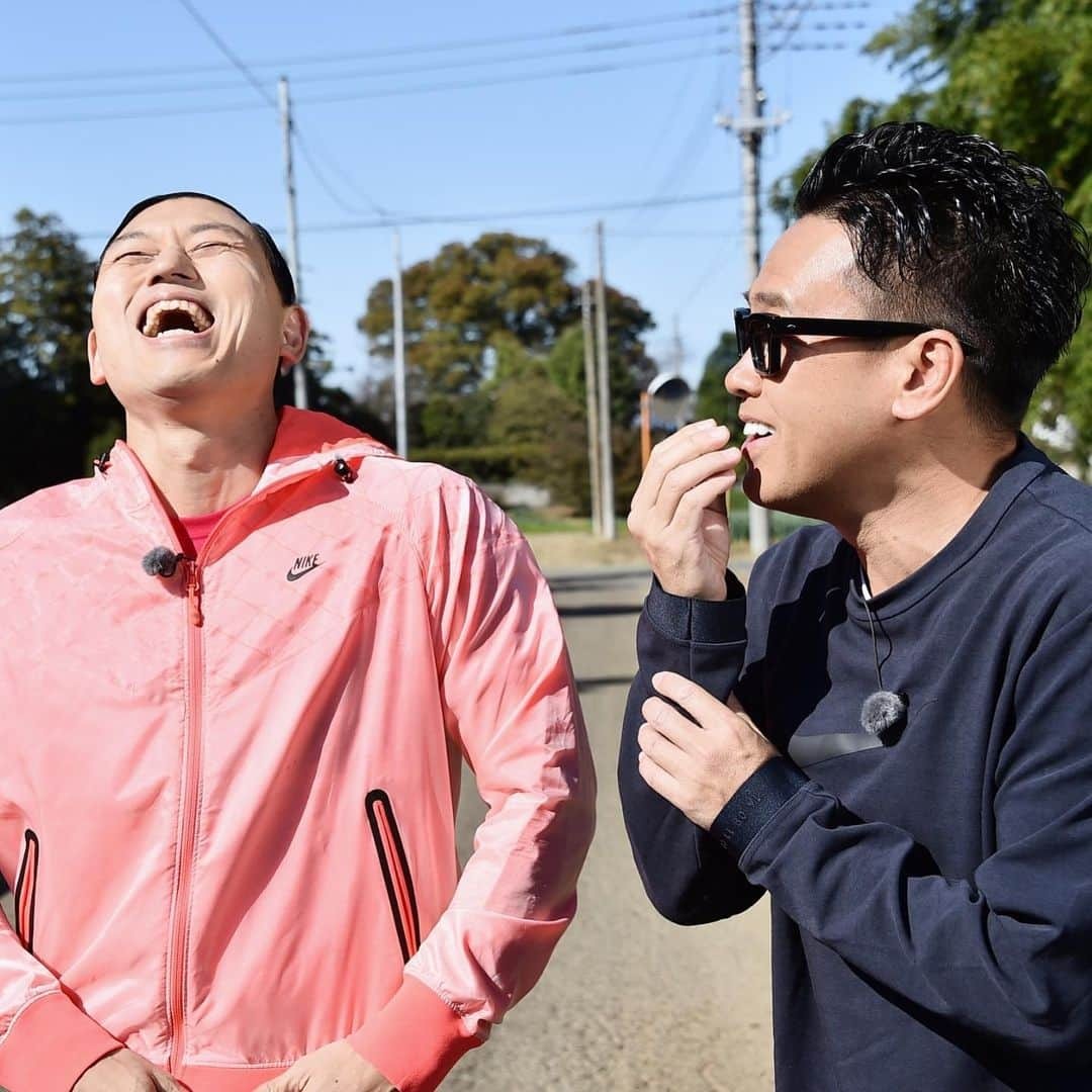 日本テレビ「満天☆青空レストラン」さんのインスタグラム写真 - (日本テレビ「満天☆青空レストラン」Instagram)「今週のゲストは、﻿ 関ジャニ∞の丸山さん﻿ オードリーの春日さん﻿ ﻿ 奇跡の里芋！？﻿ ご紹介します♪﻿ ﻿ ぜひご覧下さい⭐️﻿ ﻿ #満天青空レストラン﻿ #青空レストラン ﻿ #青空 #青レス #満天 ﻿ #宮川大輔 ﻿ #大ちゃん ﻿ #うまい ﻿ #日テレ ﻿ #日本テレビ﻿ #埼玉県#深谷市﻿ #秋﻿ #ロケ ﻿ #畑 #里芋﻿ #丸系八つ頭﻿ #丸山隆平﻿ #関ジャニ∞﻿ #春日俊彰﻿ #オードリー」11月19日 15時05分 - aozora_official