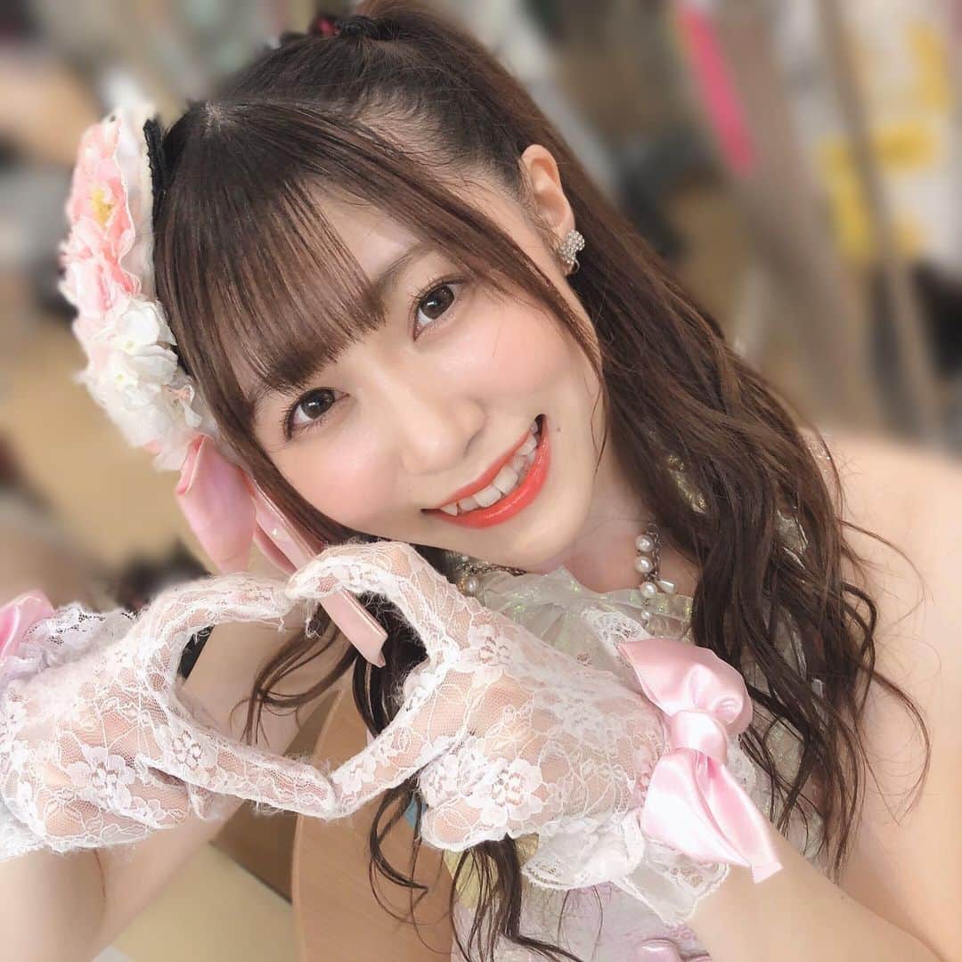野々垣美希のインスタグラム：「ｳｨﾝﾌﾞﾙﾄﾞﾝｯ🐷」