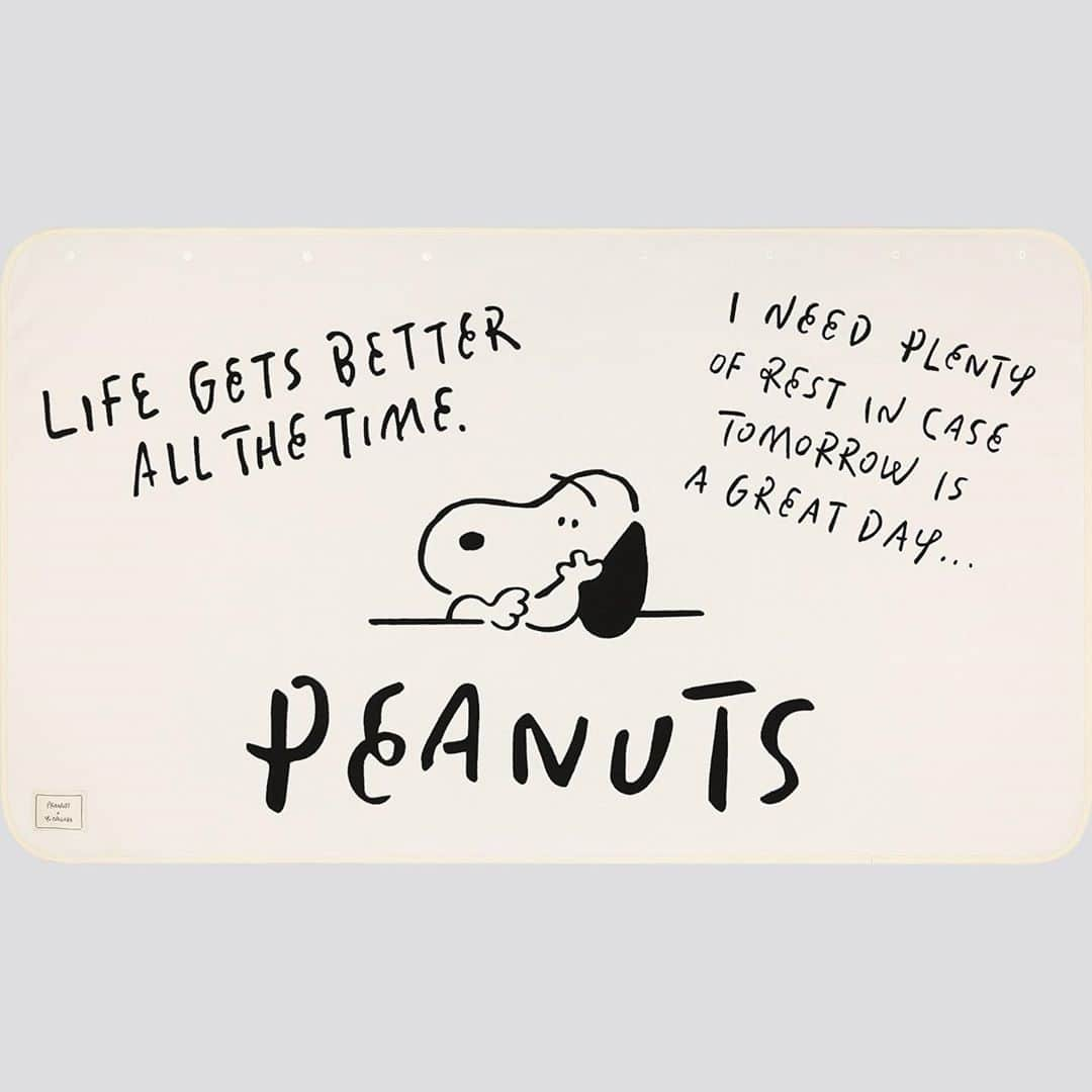 Yu Nagabaさんのインスタグラム写真 - (Yu NagabaInstagram)「UNIQLOから『PEANUTS x YU NAGABA』コラボレーションが11月29日(金)から発売されます😊 PEANUTS x YU NAGABA UNIQLO New collaboration launching on Nov 29th 2019 (Release date may vary depending on world region)  @snoopygrams @uniqlo.ut #peanuts #snoopy #uniqlo #yunagaba #長場雄」11月19日 15時49分 - kaerusensei