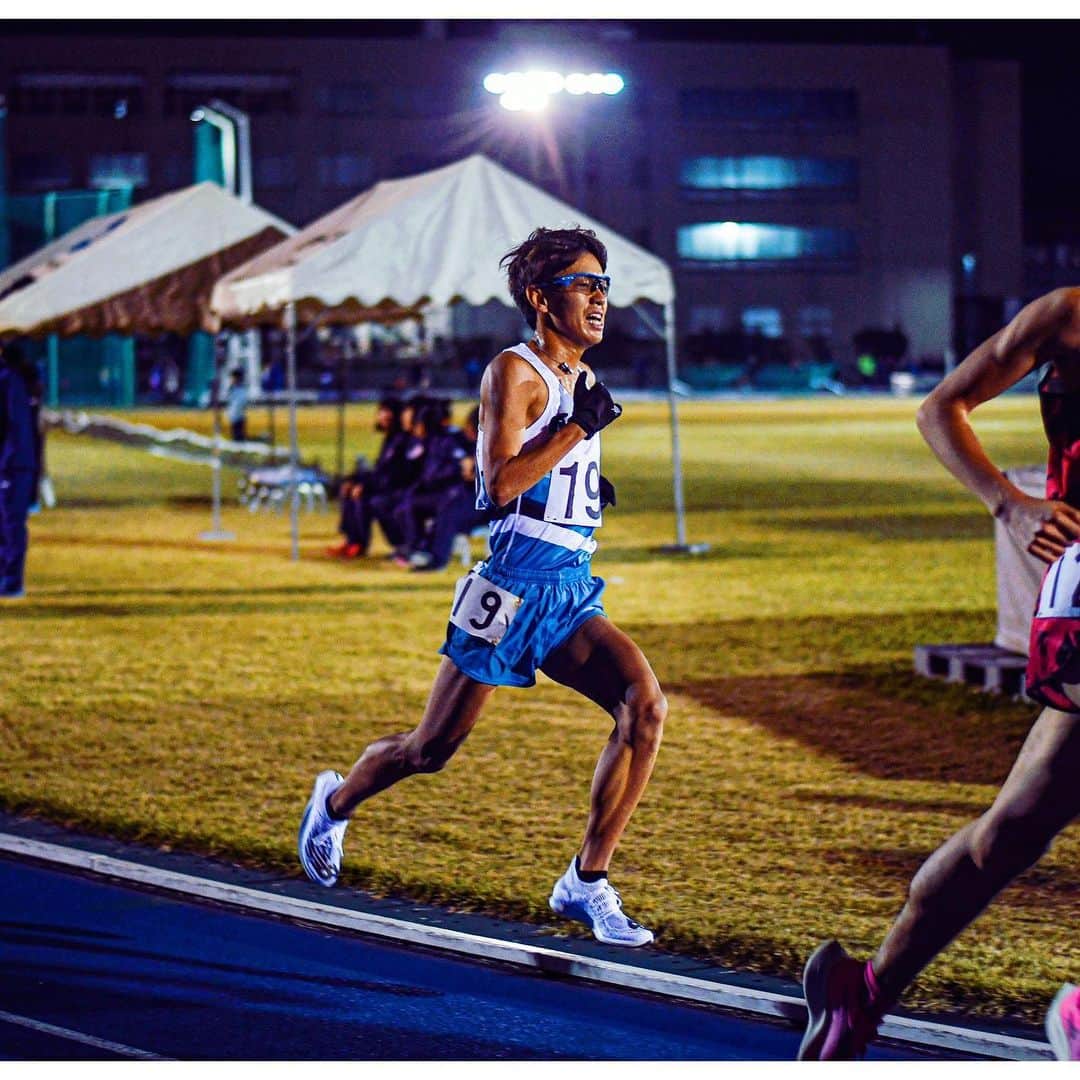神野大地さんのインスタグラム写真 - (神野大地Instagram)「2019.11.16 日体大記録会10000m 28分33秒72🏃‍♂️🏃‍♂️ MGCが終わって2ヶ月が経ち、心も身体もリフレッシュして新たな気持ちでスタートした最初のレースでした。  純粋に速く走るためにこれからも努力して、現実的な目標を少しずつクリアーしていきたい！ @reto_sports  #挑戦 #努力 . 📷 @k_7250 📷 @ekiden_news」11月19日 15時59分 - daichi_0913