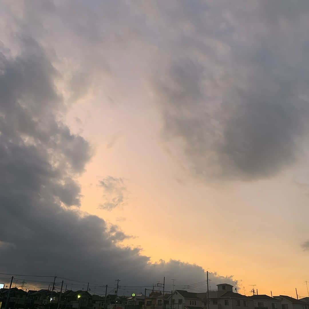 宙也さんのインスタグラム写真 - (宙也Instagram)「寒雲薄夕焼。」11月19日 17時02分 - chuya_aquarius