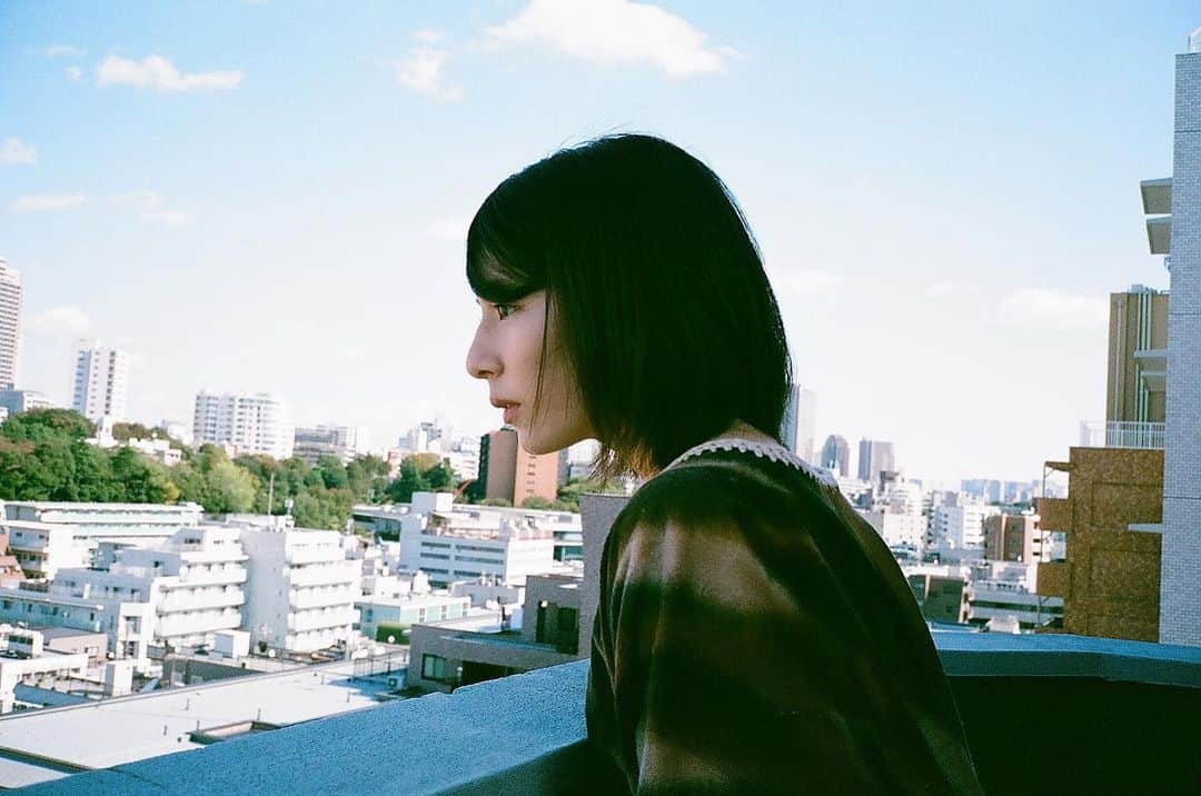 生越千晴のインスタグラム：「The usual place 🏙」