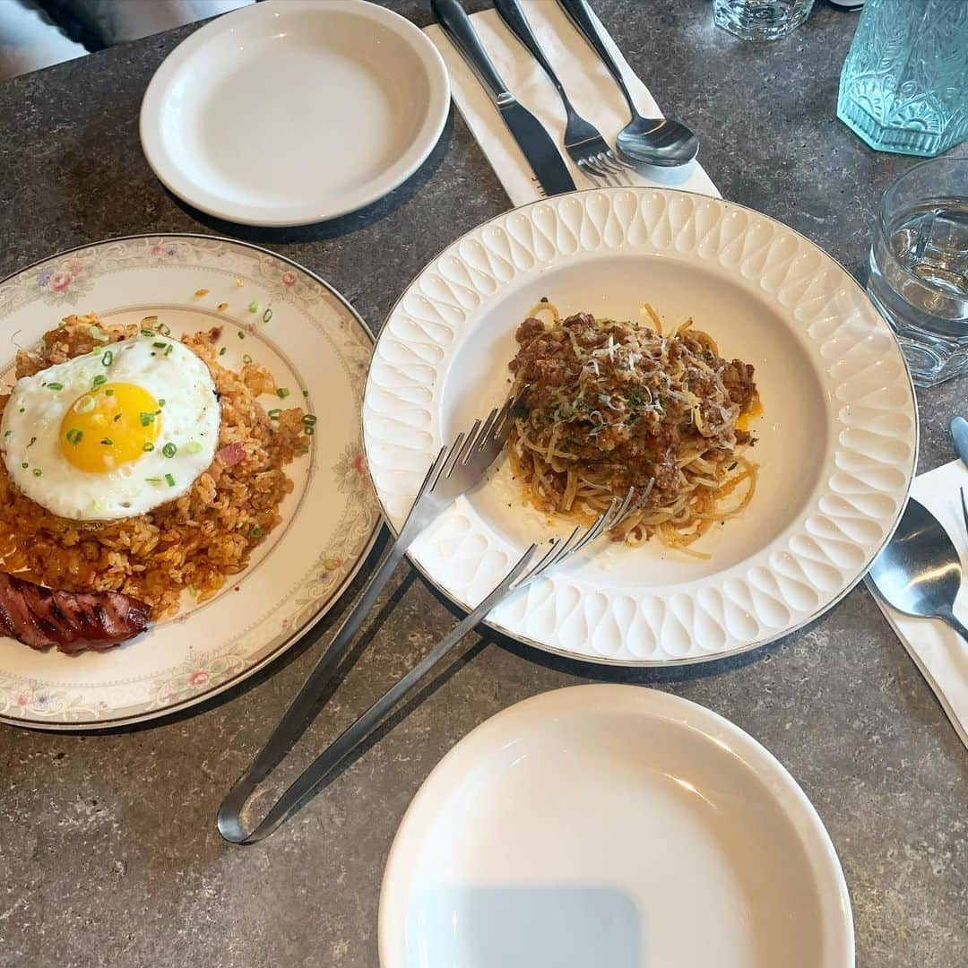 ハンナミさんのインスタグラム写真 - (ハンナミInstagram)「한번 가보고싶었던 곳.🧡 여기서 우연히 친구 만나서 완전 깜놀했오ㅎ 🤭  おいしかった♡ #스케줄청담」11月19日 17時30分 - han_nami_