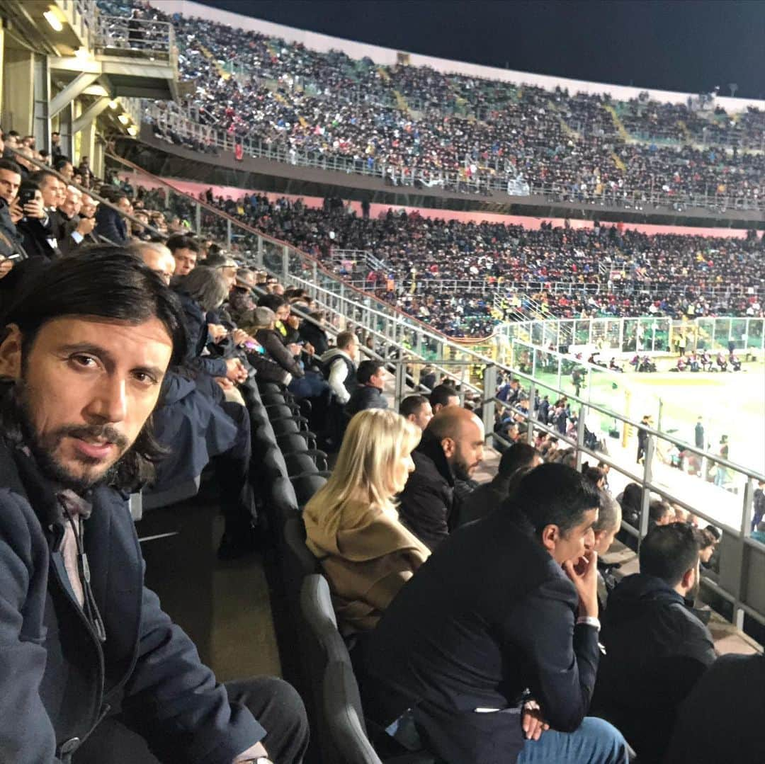 クリスティアン・ザッカルドさんのインスタグラム写真 - (クリスティアン・ザッカルドInstagram)「Italia-Armenia 9-1 Bellissimo ritornare a Palermo a vedere una nazionale così.. Complimenti @azzurri a tutti... fiduciosi per il futuro.. 🤞💪💙🇮🇹 #ItaliaArmenia #Italia #ForzaAzzurri #EuropeanQualifiers #Euro2020 #Nazionale #ItaArm #VivoAzzurro」11月19日 17時38分 - cristianzaccardo