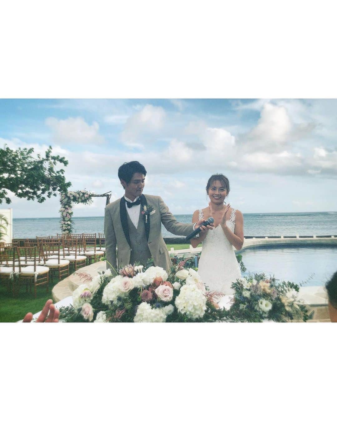 ソンイさんのインスタグラム写真 - (ソンイInstagram)「お色直しのドレスもあやちゃんらしくてすっごく似合ってて可愛いすぎる🥺❤️ 虹も出て２人を祝福してくれてたよ🌈 あ〜、とっても幸せ時間だったな❤️ 家族で招待してくれて、大好きなみんなでハワイに来れる機会をくれて本当にありがとう🌺 これから始まる石垣島での新生活も楽しみだね🐢💕 絶対遊び行くー！🥰」11月19日 17時53分 - sunwei1013