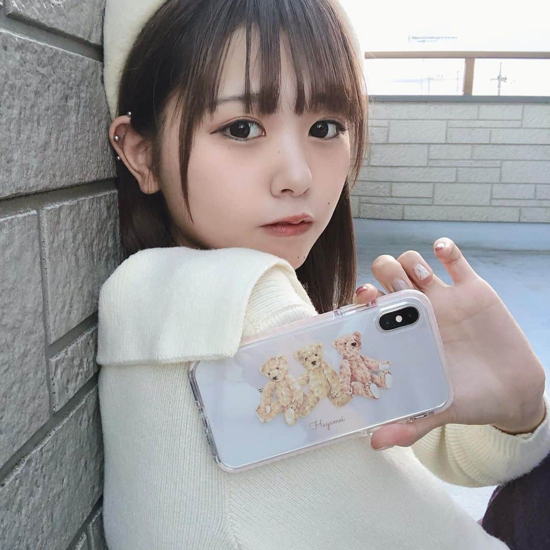 はやめいさんのインスタグラム写真 はやめいinstagram ディズニーのお土産にずっと欲しかった リングを買ったよ メンヘラリングってよばれてる かわいいリング 外したときに 型が指に残るの まひろのは矢の形が残るんだよ ペアリング