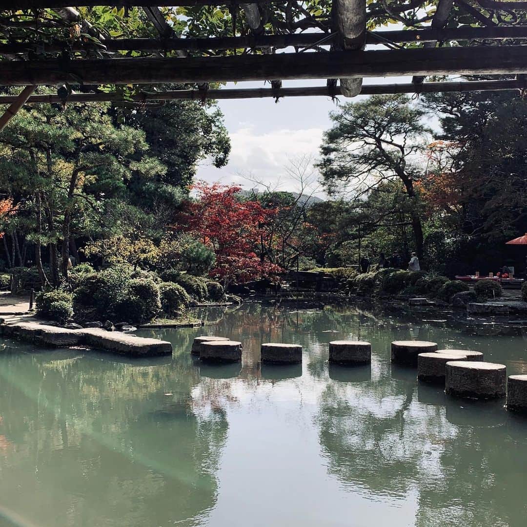 クリストフ・ルメールさんのインスタグラム写真 - (クリストフ・ルメールInstagram)「Amazing Kyoto !!! ⛩❤️🧡💛」11月19日 18時02分 - christophelemaire_officiel