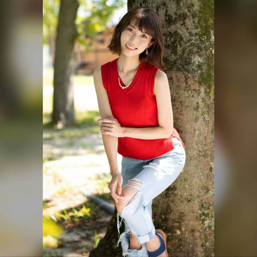 板野優花さんのインスタグラム写真 - (板野優花Instagram)「Photo by @yokitamu さん ・ 先日募集しておりました撮影会は 1～5部全て埋まりました✨ ご参加頂く皆様お会い出来るの楽しみにしております😆💞 ・ せっかく年内最後の撮影会になるので もっとたくさんの方にお会いできるように 6部、7部と夕方以降の枠を増やして ゆる〜く参加者様を募集しておりますので 12/28(土)お時間ある方がいましたらぜひよろしくお願いします💋 ・ こちらのコメント欄かDMに参加検討とご連絡頂ければ 詳細送らせていただきマース🙆‍♀️✨ ・ #ヨドバシカメラ撮影会 #撮影会 #撮影会モデル #photo_session #japan_portrait #japanesegirl #fashiongram #ootd #followme #model  #instafashion #instaportrait #tagsforliks #ポートレート #ポートレートモデル #サロンモデル #関西サロモ #被写体 #モデル依頼受付中 #撮影会告知 #カメラマンさんと繋がりたい #カメラ女子と繋がりたい #サロンモデル依頼受付中 #美容師さんと繋がりたい #プチプラコーデ #スタジオ撮影 #撮影会情報 #おしゃれさんと繋がりたい #有名になりたい」11月19日 18時11分 - yuka_itano