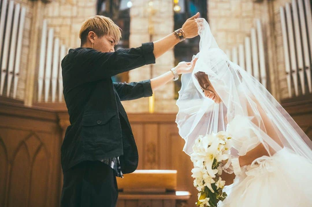 ゆきぽよさんのインスタグラム写真 - (ゆきぽよInstagram)「. . . スロたんとも結婚式の練習(笑). . . 何回もベール上げては下げてしてた(笑). . . #ウェディングドレス #ウェディングフォト」11月19日 19時04分 - poyo_ngy