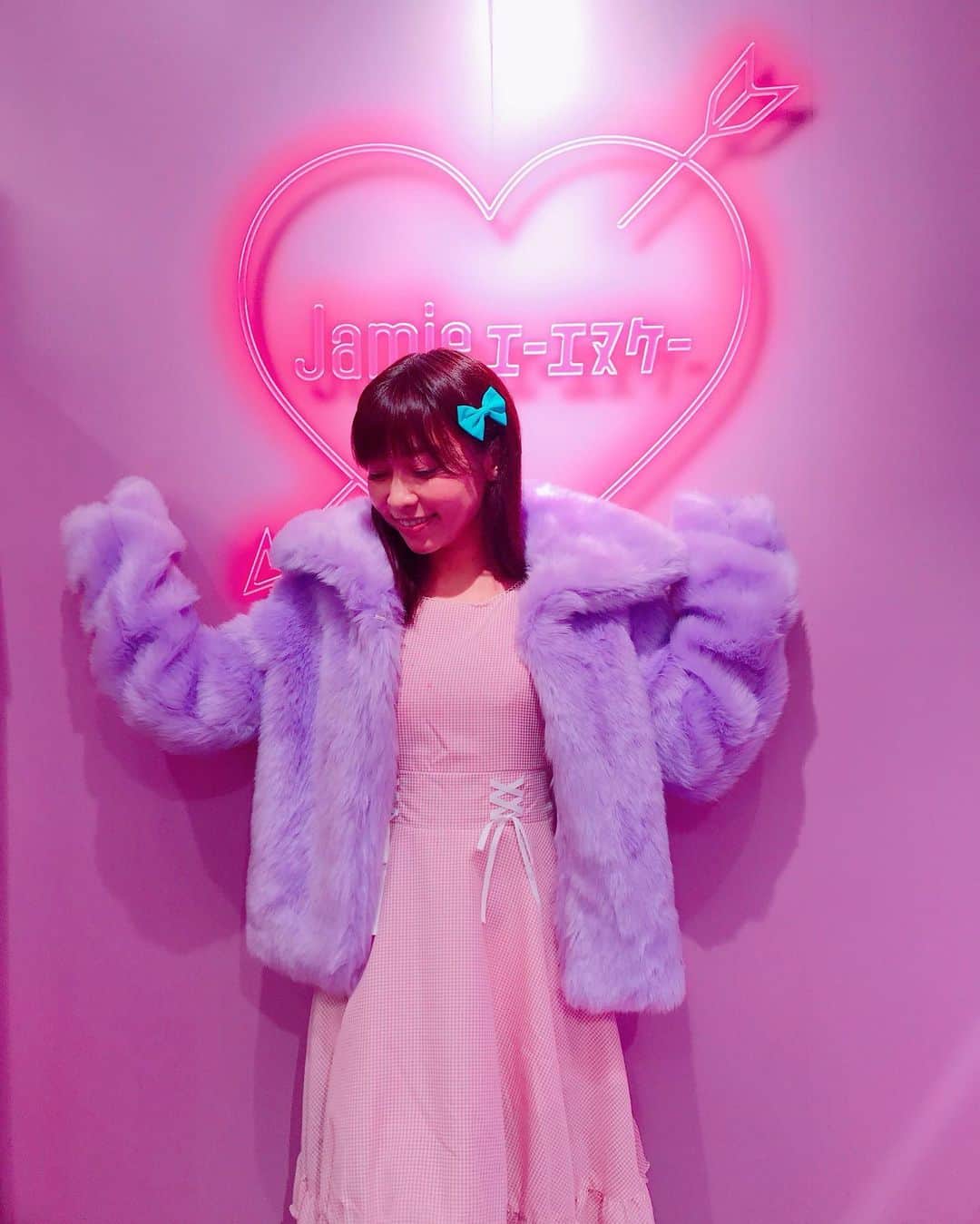 のインスタグラム：「きゃっほ❤️先ほど、11月22日openの渋谷パルコにいたよーんっ⭐︎その5階にopenするお洋服の 『Jamieエーエヌケー渋谷PARCO店』オープニングレセプションパーティにお招きいただきましたぁ☆彡  @jamieank  すご～～い！楽しい世界観で好きですぅぅ～～。ふわふわのジャケットも着用しましたー！❤️これ19000円というのもびっくり‼️こんな高級感あるし、あったかいのにー！！！ . @jamieank_shibuyaparco  めっちゃ、かわいかった💗❤️ . .  しかも、クレーンゲームで たまごっち採れましたーああああ笑笑(o^^o)❤️ 超嬉しい😃❤️ . クレーンゲームもpinkでかわゆっ🎀 あと、店員さんみんな可愛いよーん❤️💗❤️楽しかったー！ありがとうございますーぅ😊😊💗 .  11月22日(金)からオープンする渋谷PARCO５階Jamieエーエヌケー ぜひ行ってみてね☆彡 . . 「Jamieエーエヌケーで検索してね!」 . . .  #PR #Jamieエーエヌケー　#ユニセックス #party #渋谷parco #fashion #渋谷パルコ　#ジェイミーエーエヌケー #病みかわいい #闇かわいい #レセプションパーティー　#今日のファッション　#渋谷　 #旅インスタグラマー　#旅好き女子　#旅大好き　#ファッションブロガー #ファッションコーデ　#旅ブロガー　#ブロガー　#ファッショニスタ #今日のメイク　#今日のコーデ　#ファッション好き #旅女子 #5f_next_tokyo」