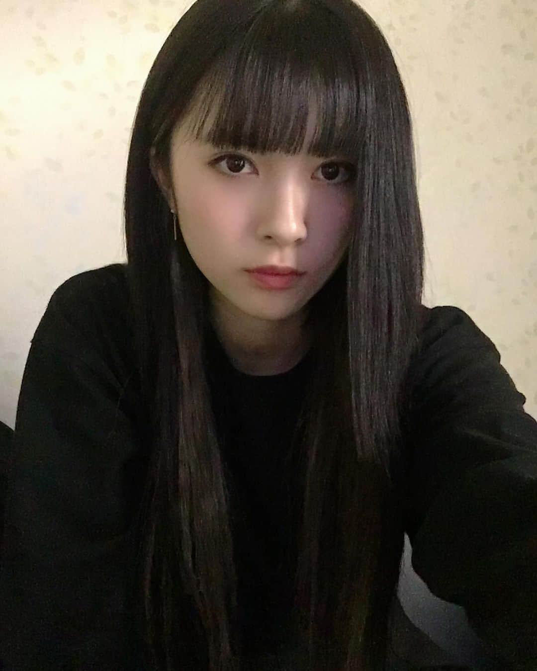 藤井優衣さんのインスタグラム写真 - (藤井優衣Instagram)「今日のLINELIVEのサムネ📸 -  #followme #kissbee #japanesegirl #japaneseidol #youtuber #youtube #urakiss #cooljapan #linelive #ヒトカラ #日本的 #アイドル」11月19日 22時33分 - fu_0o0