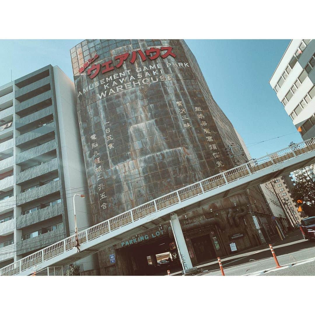 山田菜々美のインスタグラム：「. 閉店の日に行けた👾 . #川崎 #ウェアハウス #ゲームセンター」