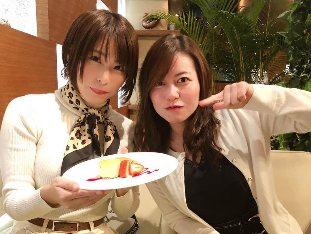 塚田綾佳のグルメインスタ