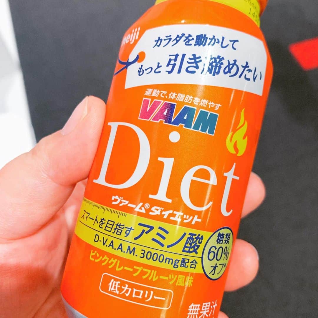 柏崎桃子さんのインスタグラム写真 - (柏崎桃子Instagram)「肉を食らう生活、再び。  #ダイエット #diet #糖質制限ダイエット ？ #筋トレ #ジム #gym #そしてまたハッシュタグ面倒なのでやめるけども 肉はうまいって話。」11月19日 23時01分 - momoko_kashiwazaki