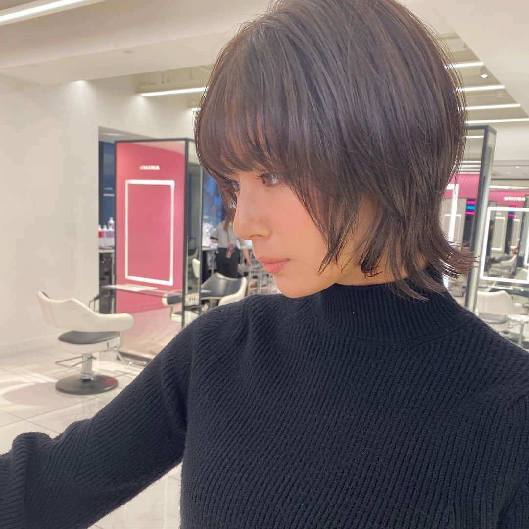 NASUさんのインスタグラム写真 - (NASUInstagram)「@mariya_nishiuchi_official maintenance✂︎ 前回同様に軽さを求めたwolf Style！ この前よりすこし切り込んだけど やっぱり、かわいかった🙆‍♀️❤︎ #西内まりや  #nasupcolor」11月19日 23時06分 - nasup