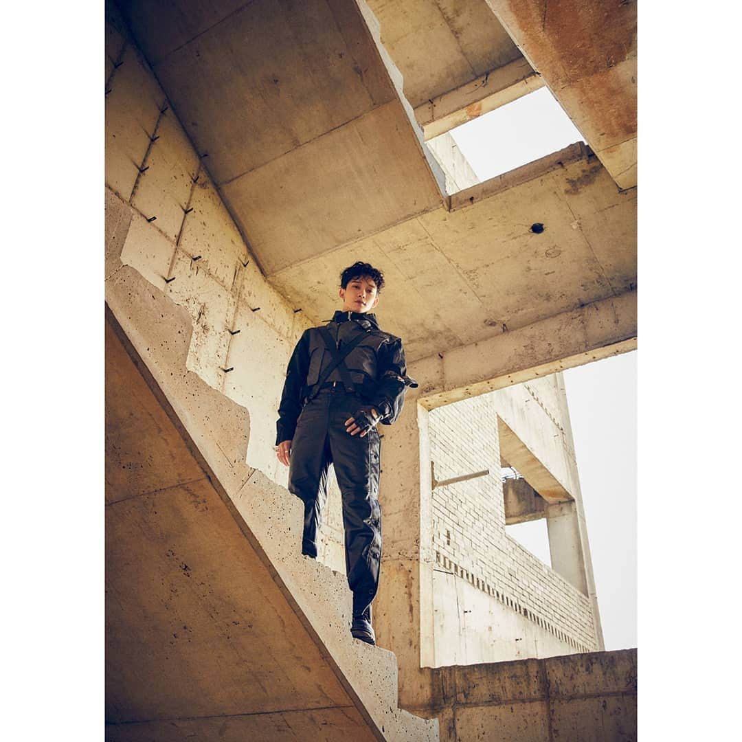 EXOさんのインスタグラム写真 - (EXOInstagram)「EXO 엑소 Concept Teaser Image #CHEN _ 🎧 2019.11.27. 6PM (KST) 👉 exo.smtown.com ✔ The first result comes out at 6 am(KST), and it will be updated every 6 hours. _ #EXO #엑소 #weareoneEXO #EXOonearewe @exo.onearewe #OBSESSION #EXODEUX」11月20日 0時02分 - weareone.exo