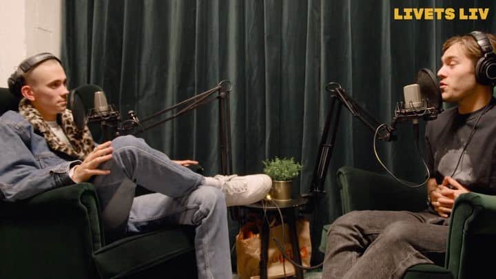 フェリックス・サンドマンのインスタグラム：「@benjaminingrosso kanske skulle fått rollen ändå..? @quicksandnetflix Acting challenge from our podcast! Lol @livetslivpodcast」