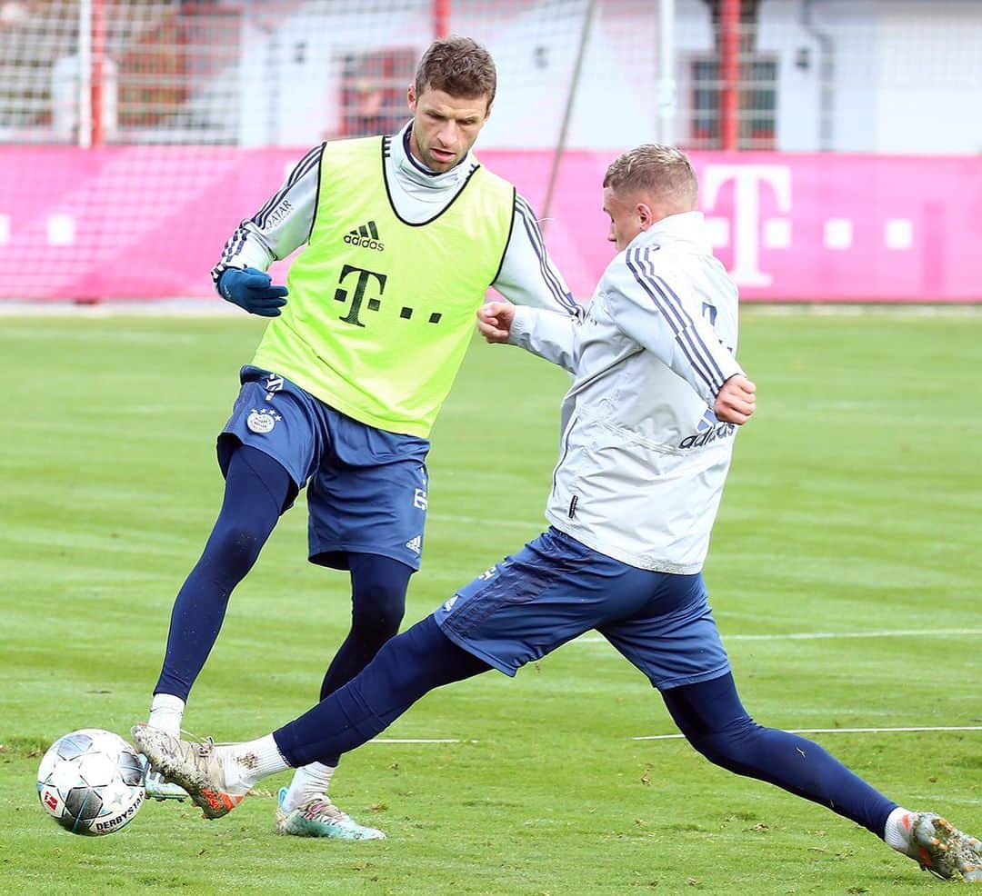 トーマス・ミュラーのインスタグラム：「Back in training after the break 💪 Let‘s go, @fcbayern 👍🏼 @f95 is waiting on Saturday ⚽️ #f95fcb #bundesliga #fcbayern #training #esmuellert」