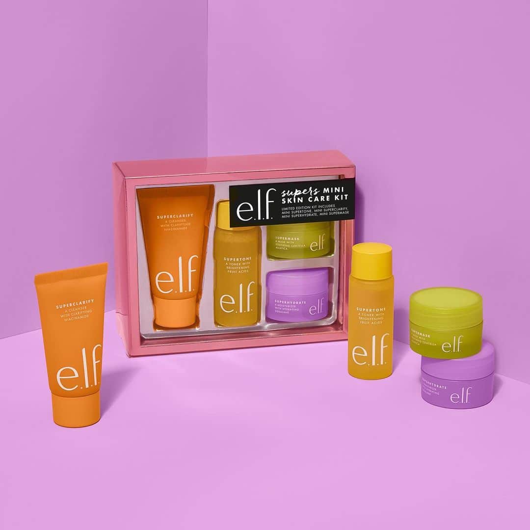 e.l.f.さんのインスタグラム写真 - (e.l.f.Instagram)「The Supers Mini Skin Care Kit has mighty superpowers! This kit contains mini-sized products from our powerful, ingredient-packed SUPERS collection. Shop on our website and @ultabeauty ⭐️#elfingamazing #elfcosmetics #crueltyfree #vegan」11月20日 4時20分 - elfcosmetics