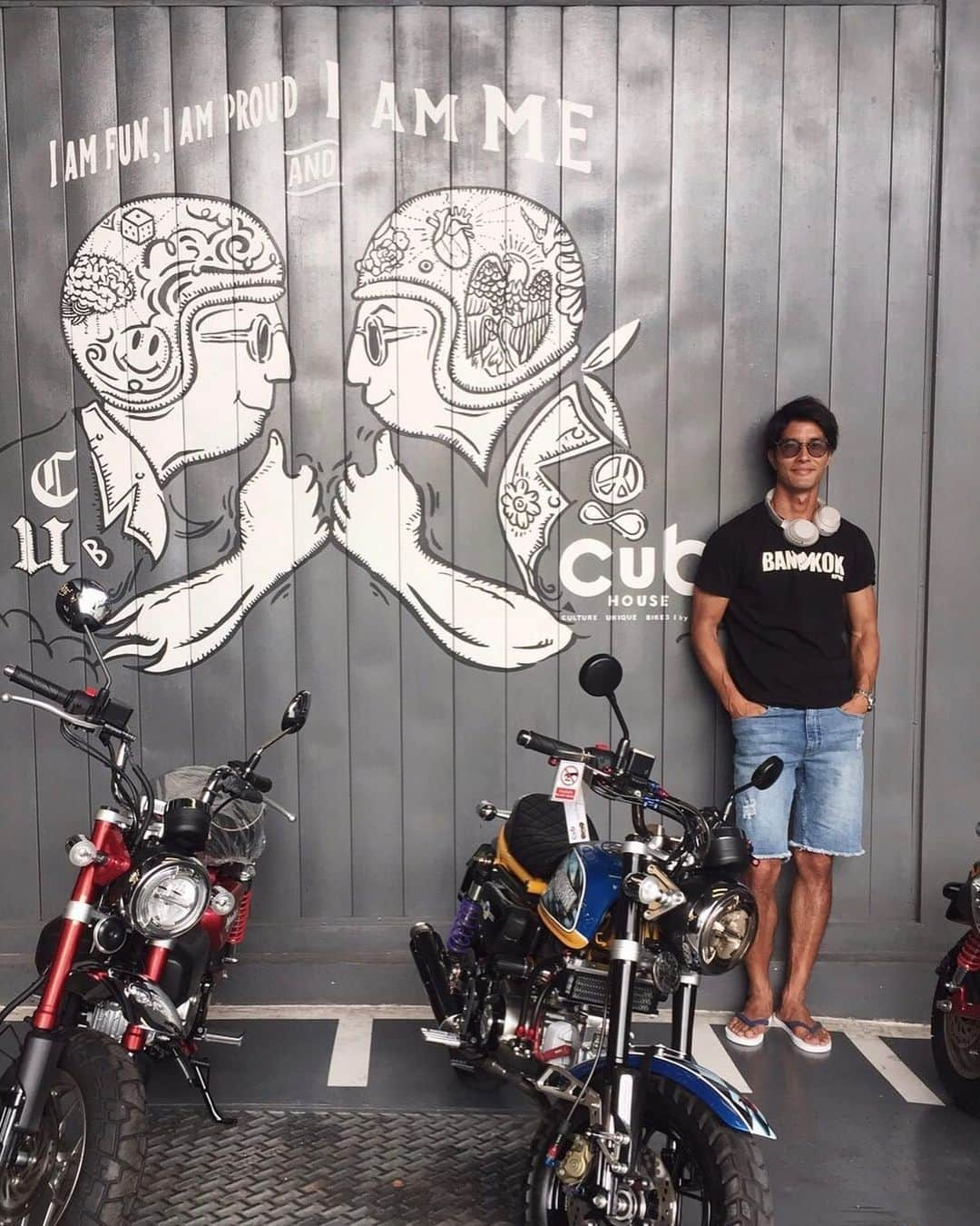 八代健のインスタグラム：「Enjoy The Ride 🛵🇹🇭 #CubHouse #StreamTrail」