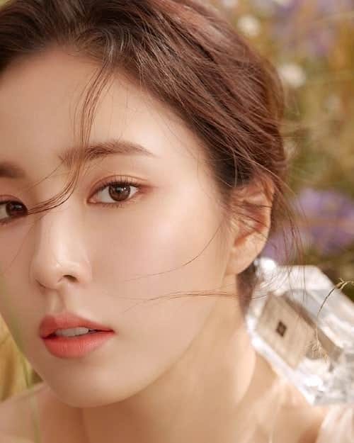 Just a girlさんのインスタグラム写真 - (Just a girlInstagram)「Shin Se Kyung @sjkuksee for HIGHCUT vol.248 💛 . . . . . #신세경 #ShinSeKyung #koreangirl #kpop #asiangirl#맞팔 #셀스타그램 #셀카 #얼스타그램 #데일리 #선팔 #인스타그램 # #l4l #f4f  #like4like  #おしゃれ #オシャレ #いいね返し #フォロー #韓国人 #韓国 #セルカ #自撮り #ファッ」11月20日 7時06分 - cecithegirl