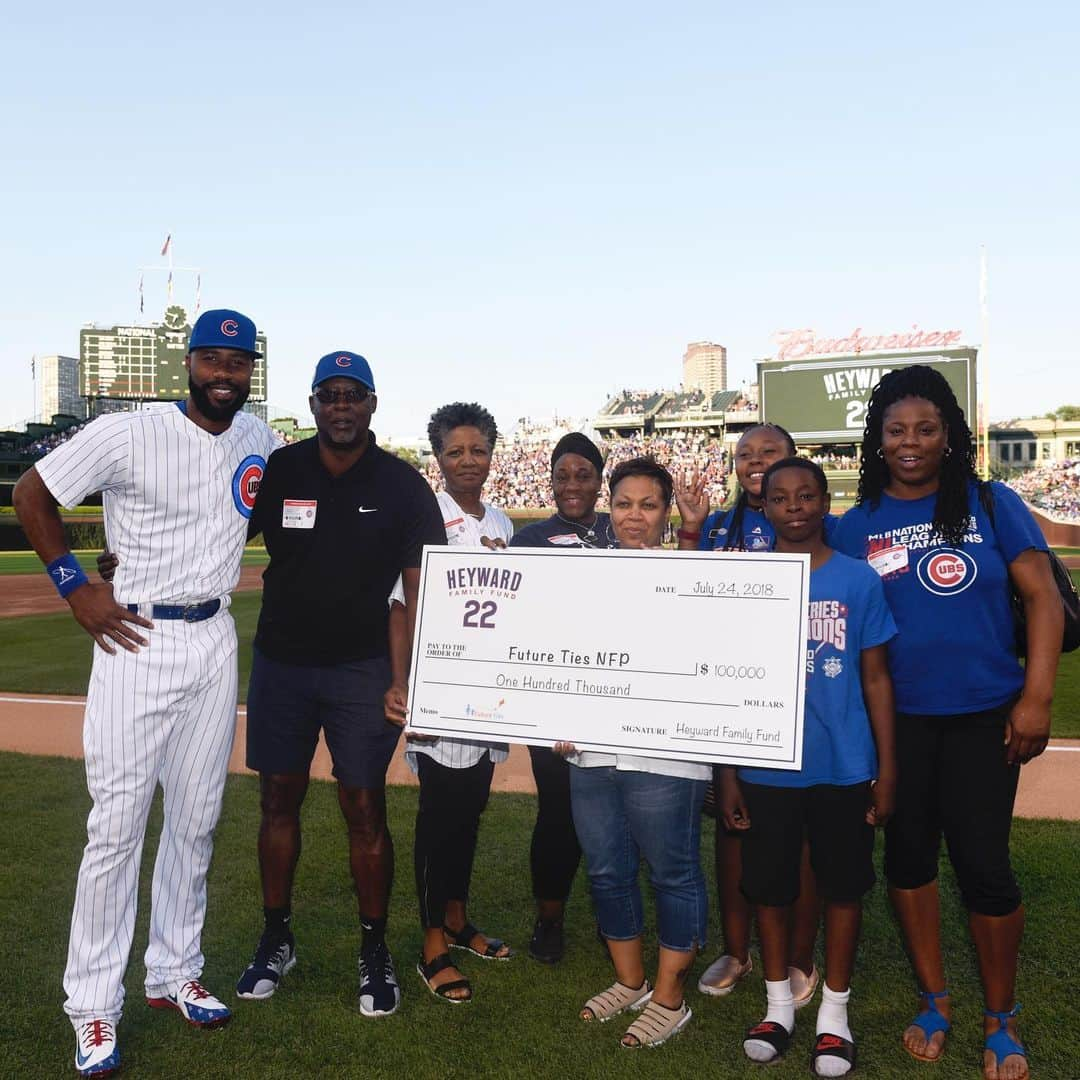 シカゴ・カブスさんのインスタグラム写真 - (シカゴ・カブスInstagram)「#CubsCollection: Cubs Charities. ‘Tis the season of giving, and Cubs Charities does it year round. It provides access to sport opportunities and focuses on improvements in health, fitness and education. Cubs Charities has expanded its reach and impact by providing quality baseball and softball programs that engage Chicago’s youth from kindergarten to college in an effort to develop major league citizens. “Sport has the power to unite, the power to build community, has the power to break down barriers and allow people to feel as they are on equal footing with one another. We at Cubs Charities have the ability to do some critical work right now by utilizing the power that sport has by building communities, inspiring hope and uniting a city,” said Executive Director, Cubs Charities Alicia Gonzalez. Together with the support of Cubs fans, Cubs Charities will continue to make a difference in the lives of Chicagoans. 📸 @sgreenphoto Find more photos on Facebook.com/Cubs.」11月20日 7時39分 - cubs