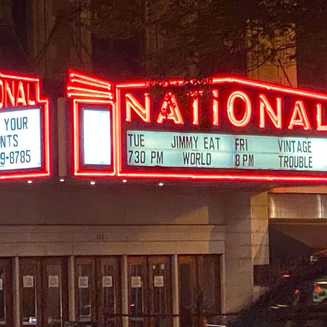 ジム・アドキンスのインスタグラム：「Surviving show 019. The National. Richmond, VA」