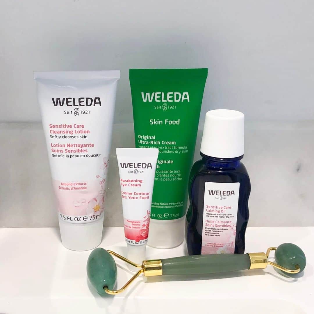 Weledaのインスタグラム：「Surprise! Take 25% off of Weleda Facial Care now through 11/20! 💚🌸 #weledaskin」