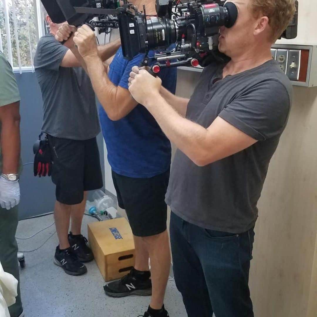 ケヴィン・マクキッドさんのインスタグラム写真 - (ケヴィン・マクキッドInstagram)「That time while directing #1602 you were given the great honor to operate the actual camera for 1 shot !!! @greysabc #archive #bts」11月20日 8時30分 - therealkmckidd