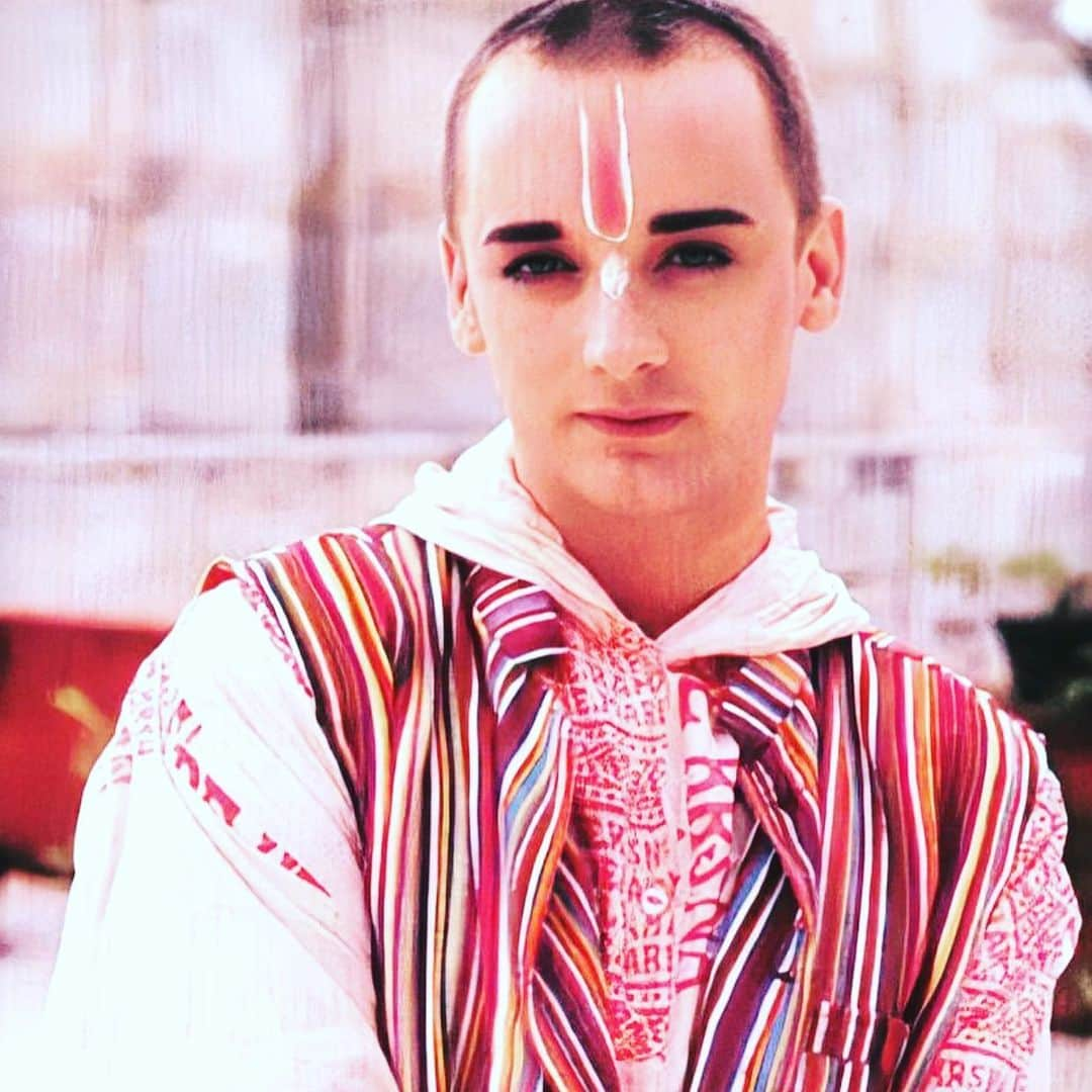 ボーイ・ジョージさんのインスタグラム写真 - (ボーイ・ジョージInstagram)「#harekrishna」11月20日 8時31分 - boygeorgeofficial