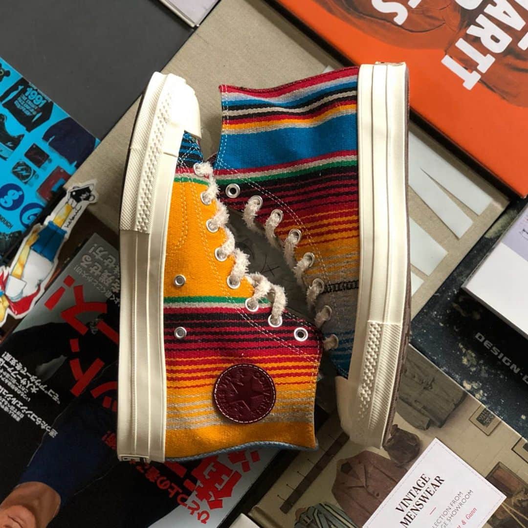 Mr. Tyさんのインスタグラム写真 - (Mr. TyInstagram)「Another pair of custom @converse #chucktaylor70s. Serape is right up there with my love for Pendleton, so this had to be done. Since I’ve never seen a authentic serape pair of Chucks— I hade to make’m. Sorry I had to delete the ripstop nylon pair, gotta take better pics! #theshoegame @converse_style #sneakerfreaker #kicksonfire #complexkicks #ijustlikeshoes #converse #allstar #allstars #chucks #lifeinchucks #instachucks #conversestyle #lovemychucks #1970schucks #conversefamily #converse70s #チャックテイラー #serape #chucktaylor #taylorgang #weareallstars」11月20日 10時15分 - regularolty