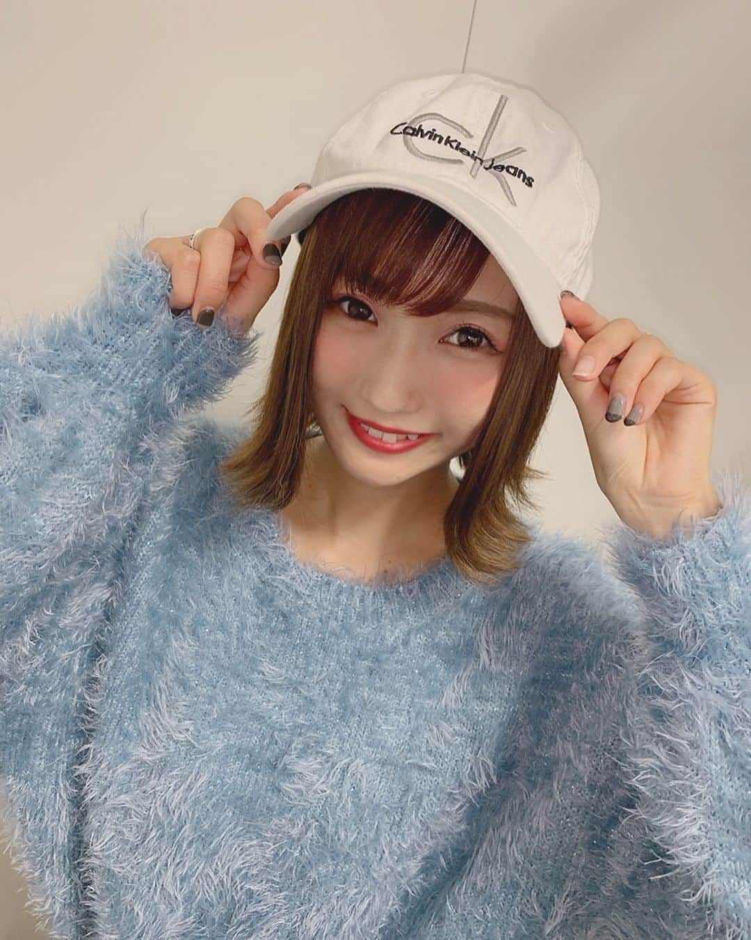 小林智絵さんのインスタグラム写真 - (小林智絵Instagram)「. . . . 🐳🐳🐳 . . おはようございます!! . . . 📸: @mari_kurita . . calvinkleinのCKは「小林」「智絵」のイニシャルだよ〜₍₍ (ง ˙ω˙)ว ⁾⁾笑 . . . . . . #pimms #idol #kawaii #cute #japan #tokyo #calvinklein #blue #code #hair #makeup #cap #日本 #東京 #ボブヘアアレンジ  #ボブ」11月20日 10時29分 - kobayashichie_1012