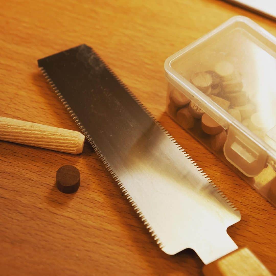 のインスタグラム：「5" Flush Cut Saw  #suizan #japanesesaw #japanesepaws #japanesetool #japanesetools #japaneseplane #craftman #craftmanship #handsaw #handplane #pullsaw #flushcut #dovetail #dozuki #ryoba #woodwork #woodworker #woodworkers #woodworking #woodworkingtools #diy #diyideas #furnturedesign #furnituremakeover #furnituremaker #suizanjapan #japanesestyle #japanlife」