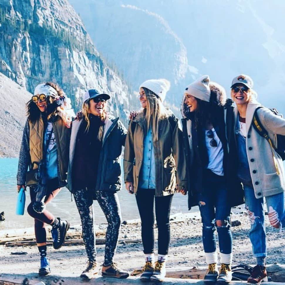 ジェシカ・ゾアのインスタグラム：「🏔 ✨🏔✨」