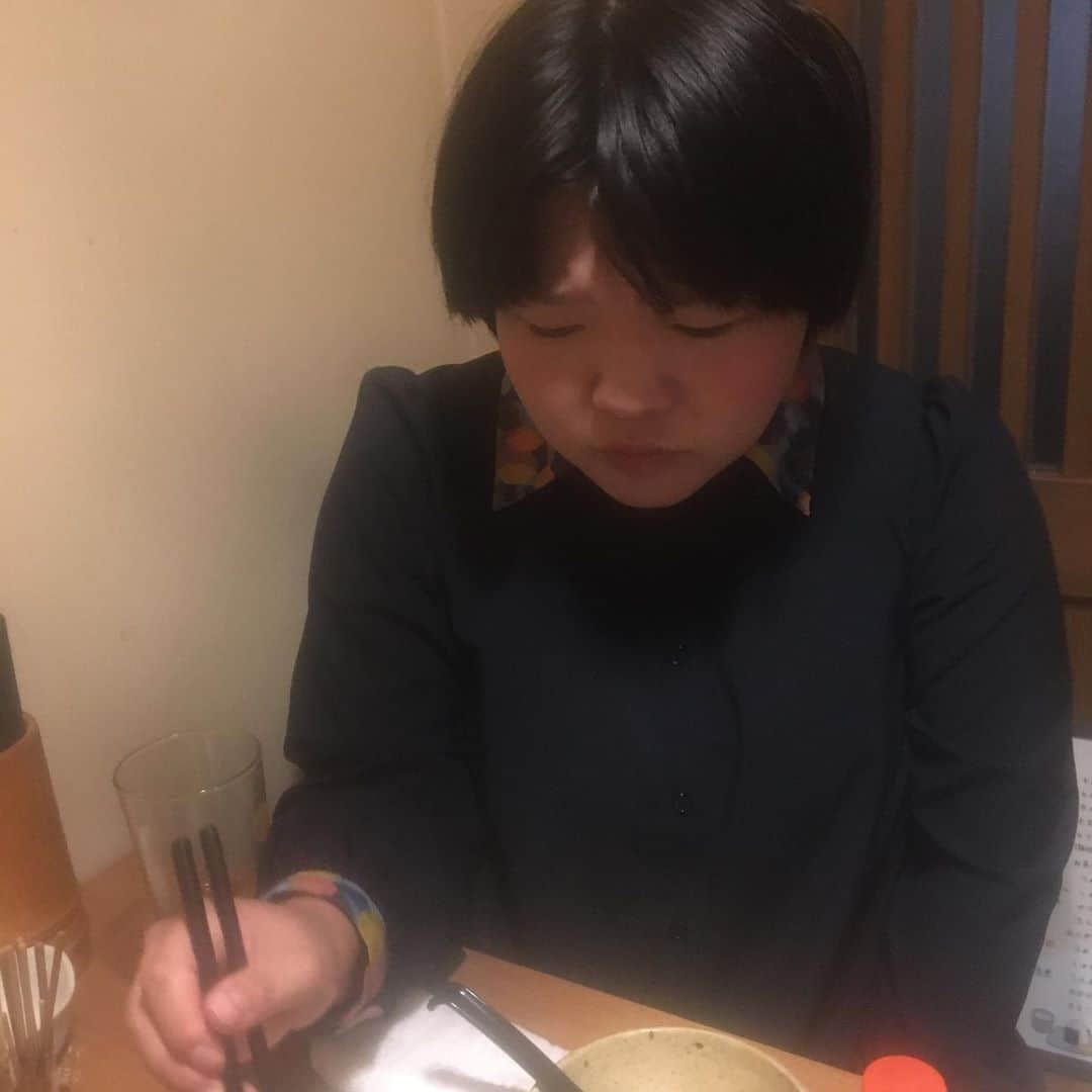 椿鬼奴さんのインスタグラム写真 - (椿鬼奴Instagram)「深夜でも雑炊やおにぎりに行く先月のオカリナ。可愛い💕 #オカリナ　#オカリナの生態調査 #オカリナと鬼滅の刃芸人に出たい」11月20日 11時49分 - tsubakioniyakko