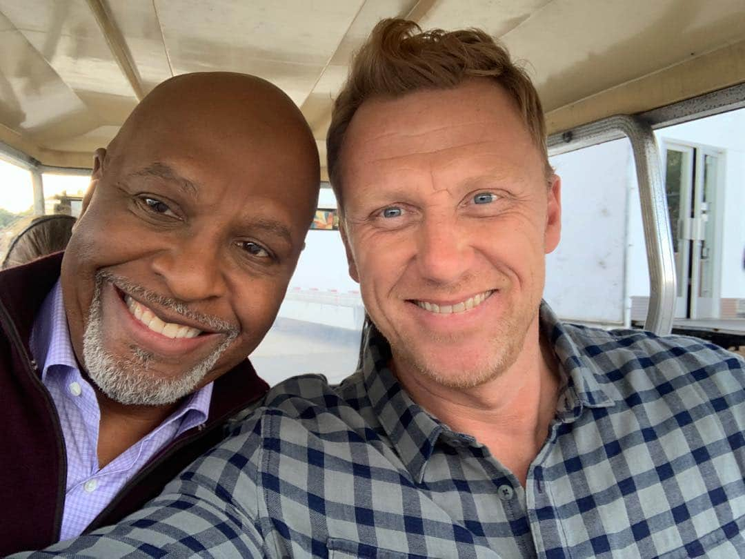 ケヴィン・マクキッドさんのインスタグラム写真 - (ケヴィン・マクキッドInstagram)「Love and respect this man SO much @therealjamespickens @greysabc today on set」11月20日 12時13分 - therealkmckidd