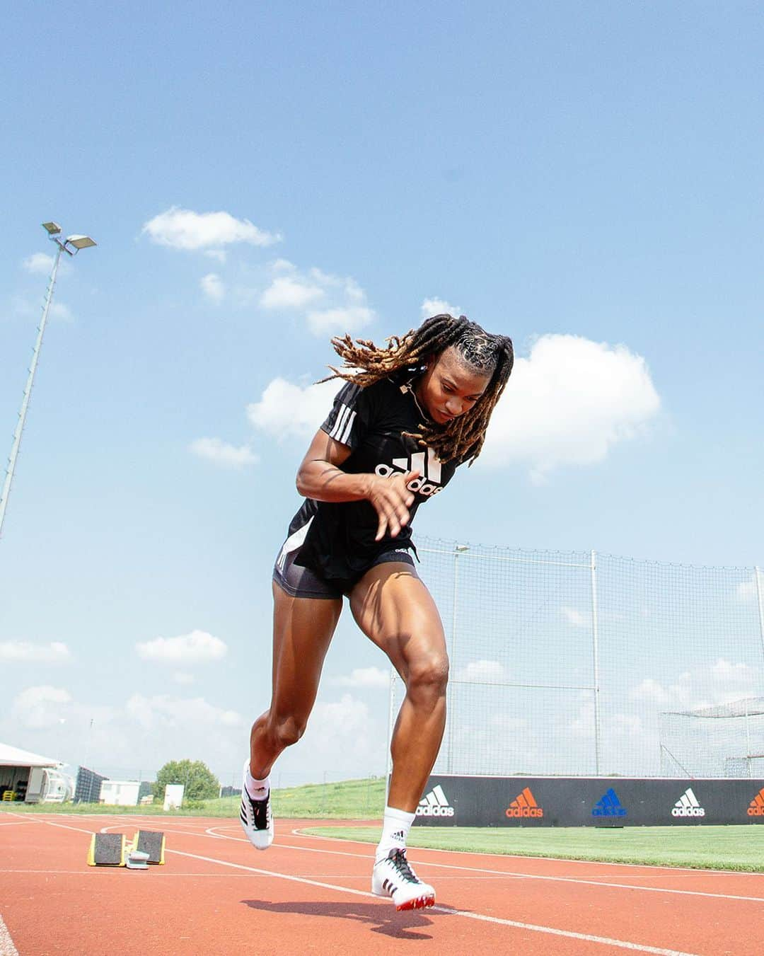 アレア・ホッブズのインスタグラム：「Yea I was being patient, we gone grind now #adidasrunning #3stripelife #tokyo2020」