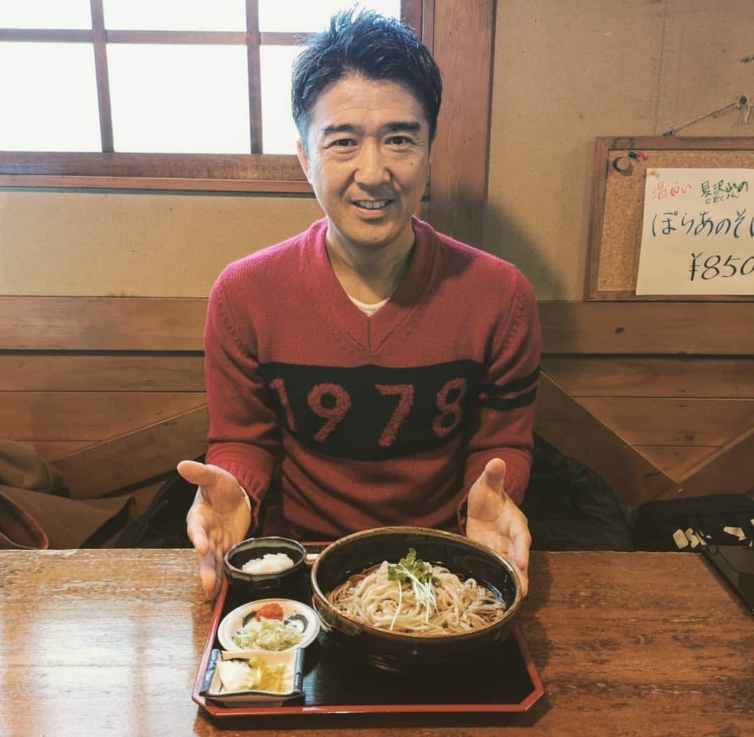 池森秀一さんのインスタグラム写真 - (池森秀一Instagram)「盛岡は『ぽらあの雪峰庵』さんで十割蕎麦！辛味大根そばを頂いてきました。大変美味しく頂きました^_^盛岡は4℃とかなり冷えていますが今夜は温かいライヴにしましょうね♪ #DEEN #vocal #池森秀一 #music #musicproducer #newjourney #balladsinlove #tour #東北 #岩手 #盛岡 #蕎麦の世界 #毎日お蕎麦 #十割蕎麦 #ぽらあの雪峰庵」11月20日 12時54分 - ikemori_shuichi