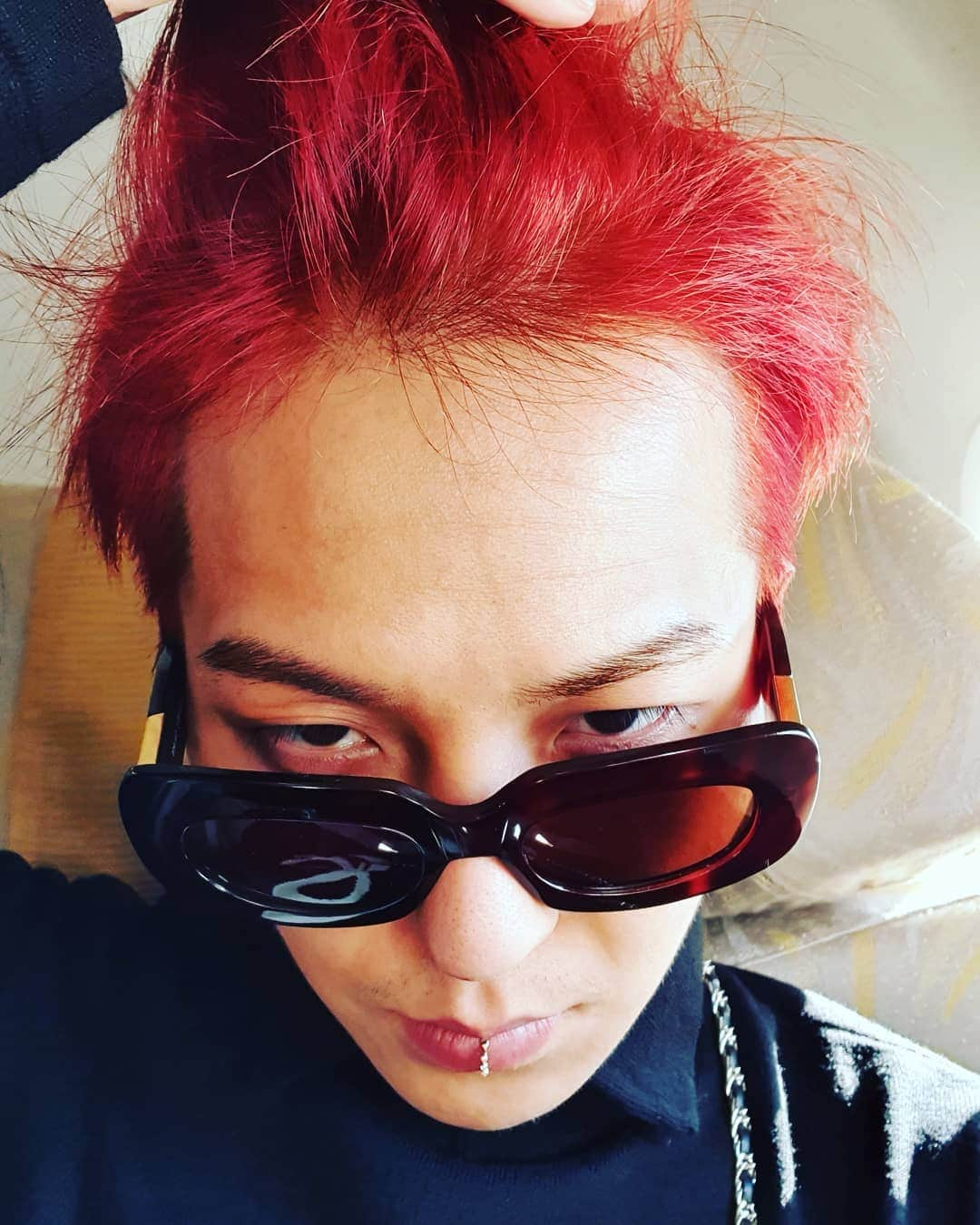 ソン・ミンホさんのインスタグラム写真 - (ソン・ミンホInstagram)「✈✈」11月20日 14時12分 - realllllmino