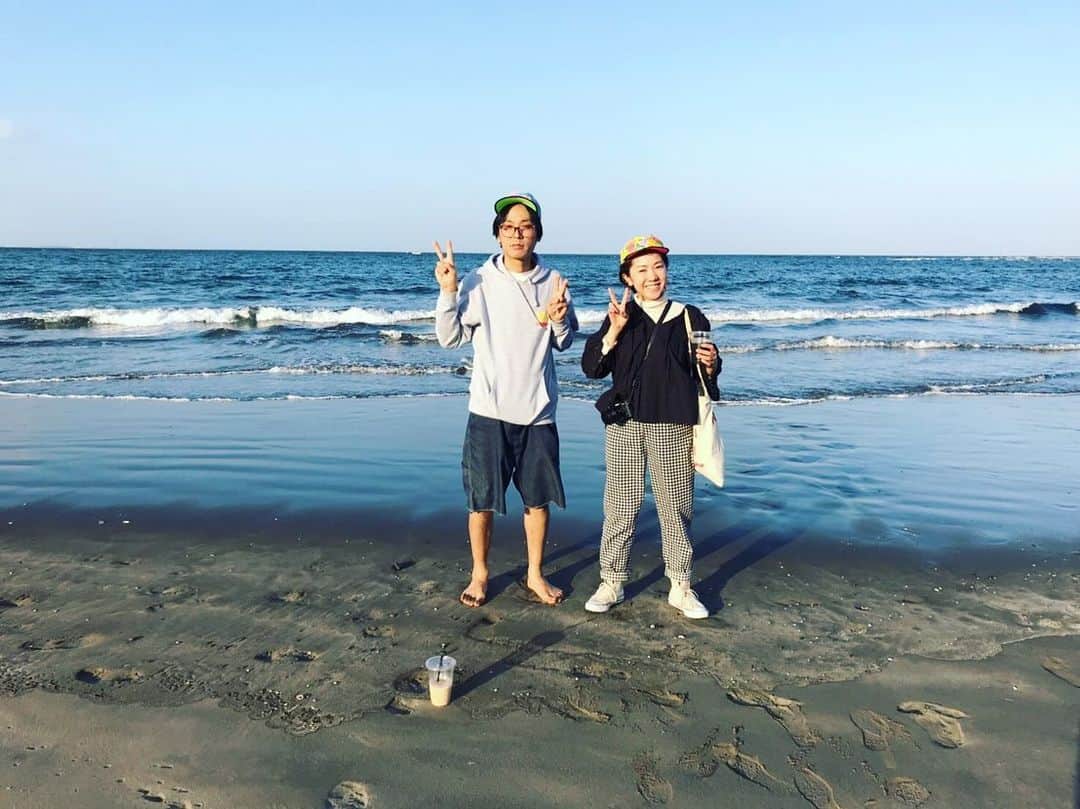 松本野々歩のインスタグラム：「なかなかのカオスなお土産物屋さんで いい帽子見つけた！  チリンとドロンとのギャップがすごくてごめんなさい・・」