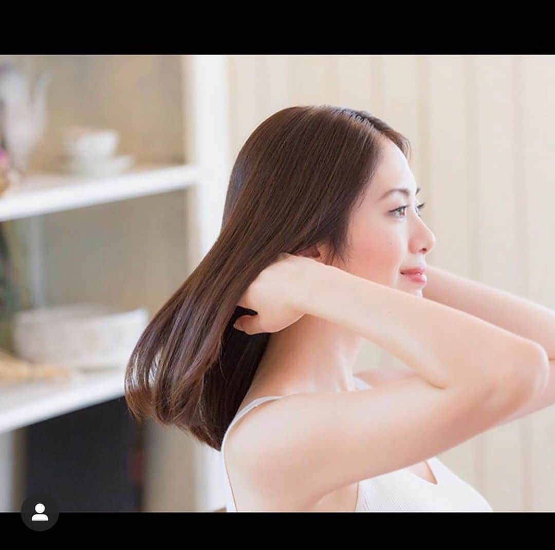 土屋ひかるのインスタグラム：「土屋ひかるが、SME「and GIRL」のwebに掲載中です！ . https://www.andgirl.jp/0000018650 . #ファッションスナップ #スナップ #ファッション #コーディネイト #レディース #レディースファッション #ウィメンズ #ファッションアイテム #コーデ #nmtinc #土屋ひかる #andGIRL #美#美容 #uv#cosmetics#skincare#smile#beauty#summer#model#japanese#ジョアーロ」