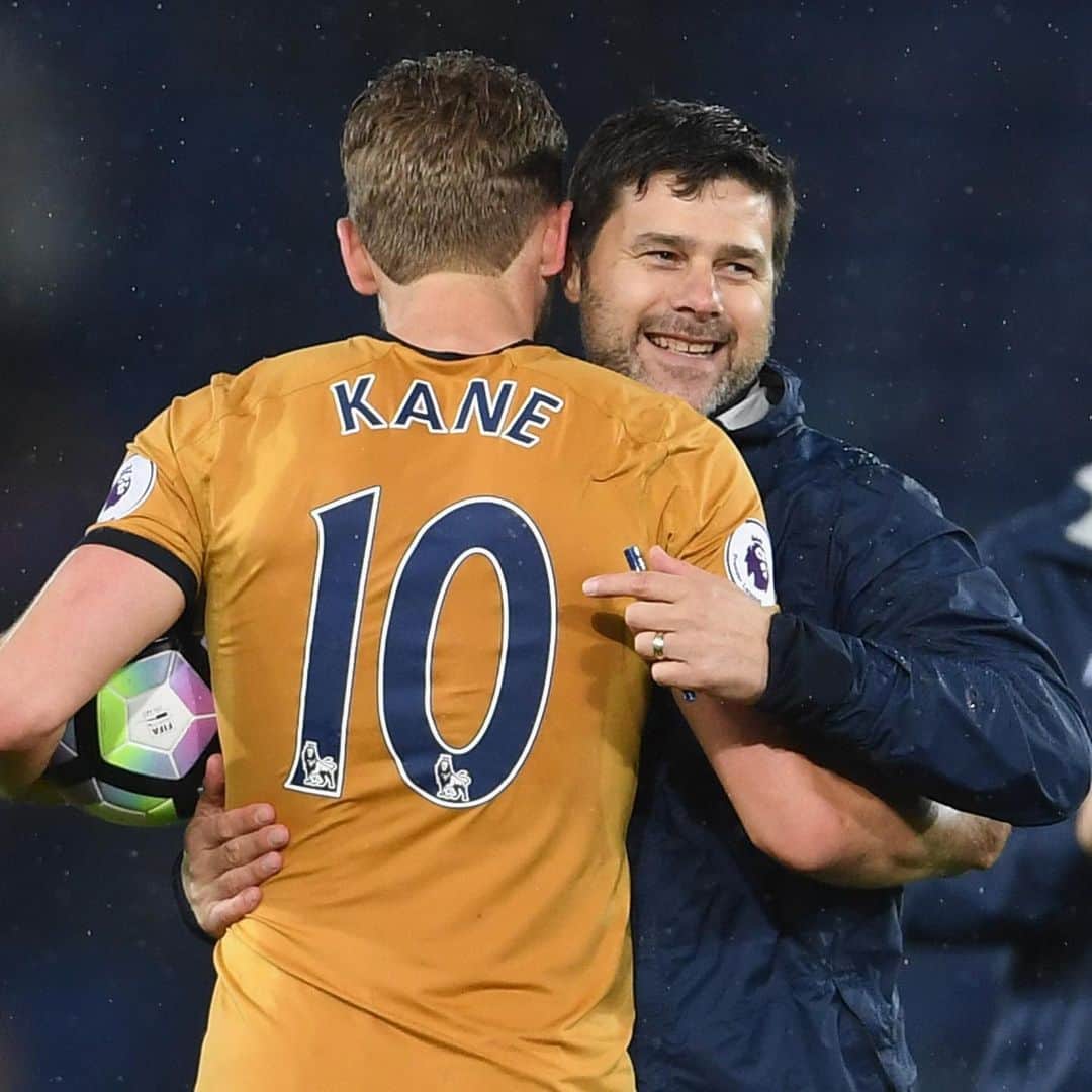 ハリー・ケインのインスタグラム：「Gaffer. I will be forever thankful to you for helping me achieve my dreams. We have had some amazing moments over the last 5 and a half years that I will never forget. You were my manager but my friend as well and I thank you for that relationship. Good luck with your next chapter! 💙」